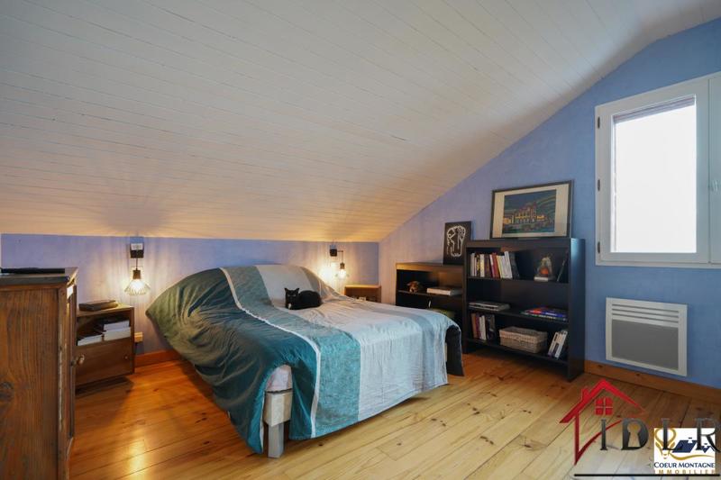 Maison traditionnelle - 168 m² - 5 pièces