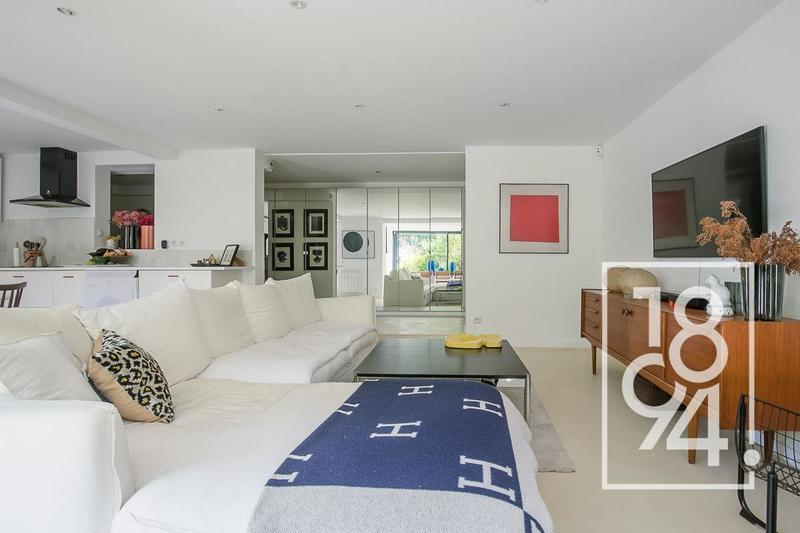 Appartement - 90 m² - 3 pièces