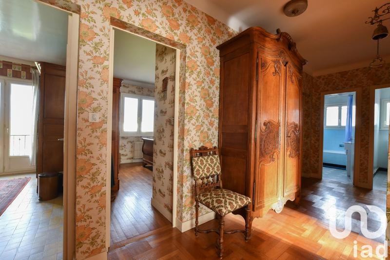 Maison - 211 m² - 10 pièces