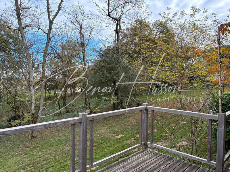 Maison de bois - 176 m² - 6 pièces