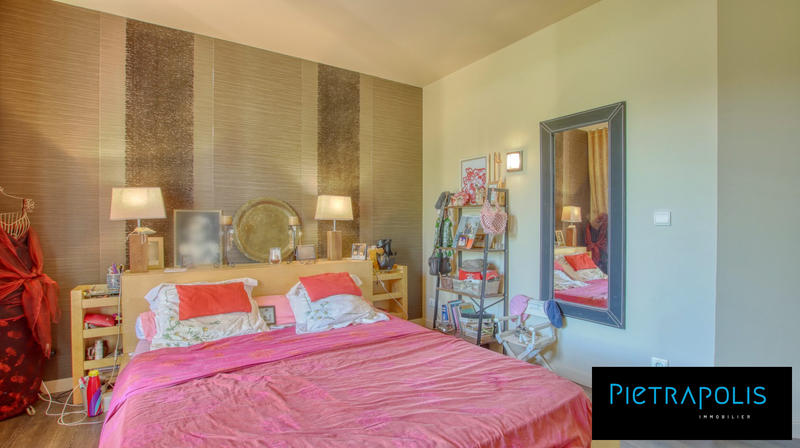 Villa - 204 m² - 8 pièces