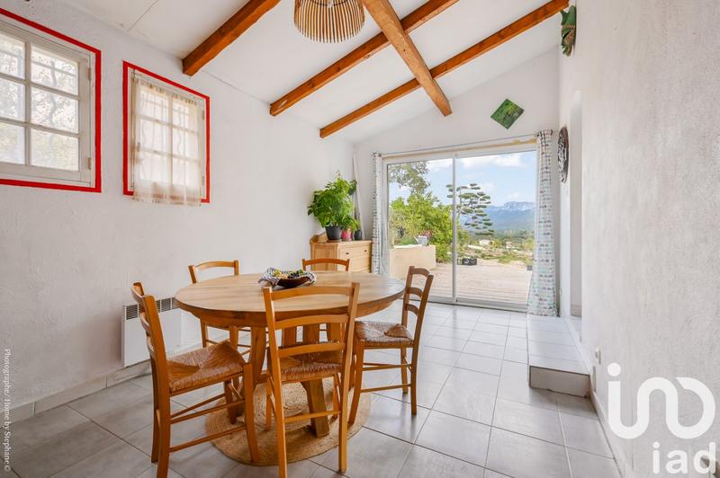 Maison - 97 m² - 6 pièces