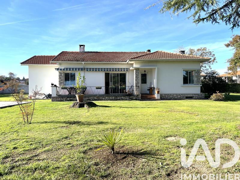 Maison - 145 m² - 5 pièces