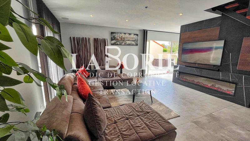 Villa - 140 m² - 5 pièces