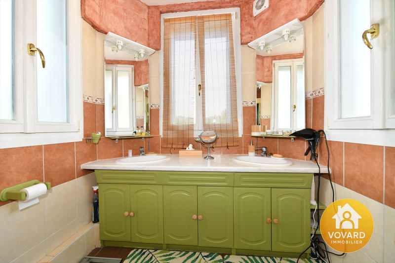 Maison - 111 m² - 5 pièces