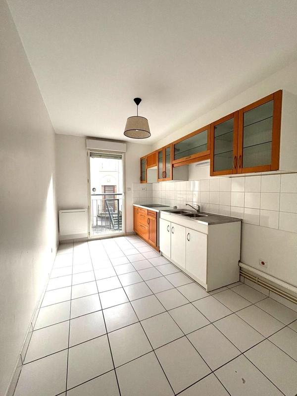 Appartement - 70 m² - 3 pièces