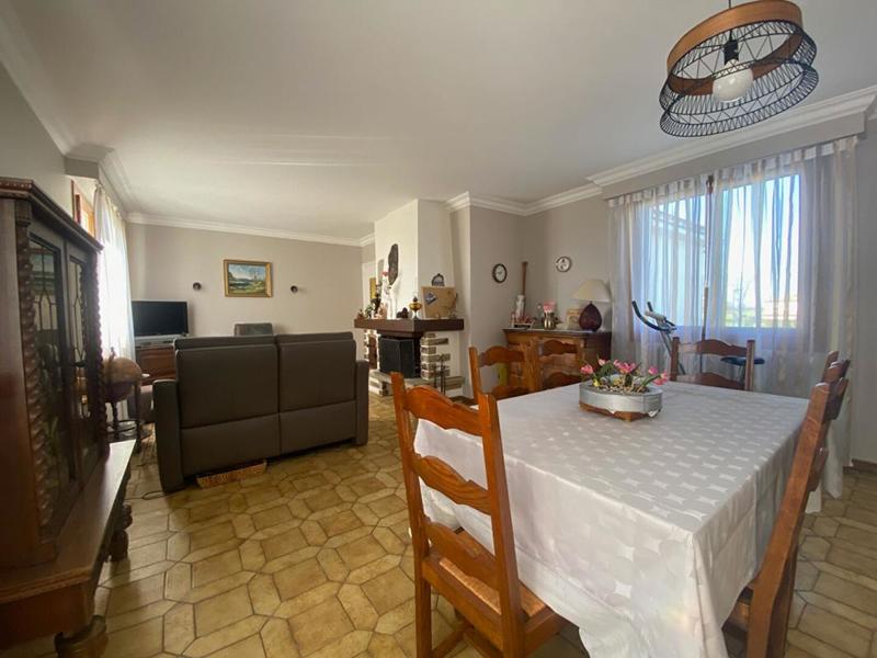 Maison - 110 m² - 6 pièces