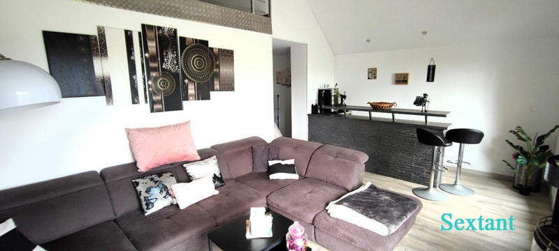 Maison - 236 m² - 10 pièces