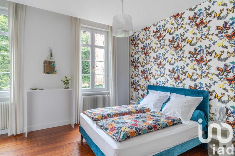 Maison - 307 m² - 11 pièces