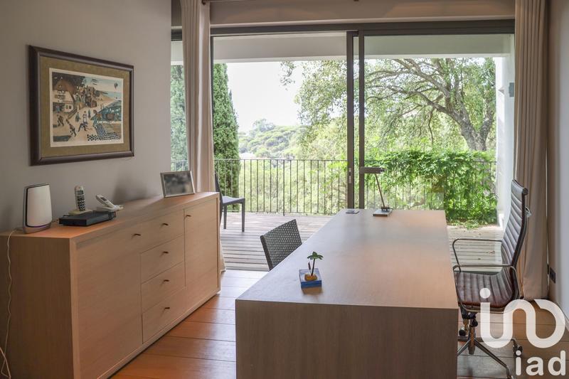 Maison - 350 m² - 9 pièces