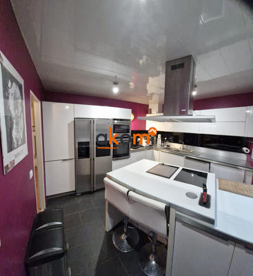 Maison - 142 m² - 5 pièces