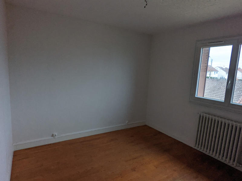 Maison - 81 m² - 5 pièces