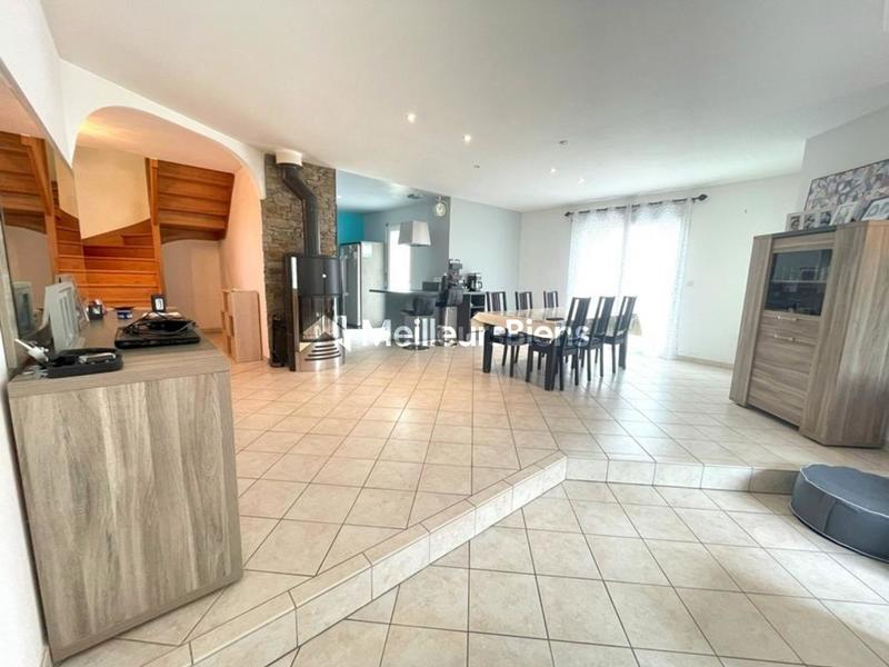 Maison - 193 m² - 7 pièces