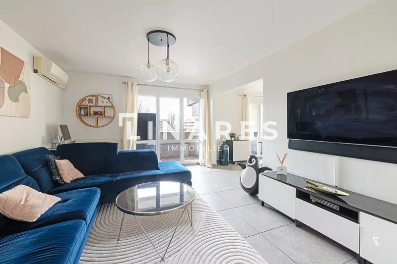 Appartement - 94 m² - 5 pièces