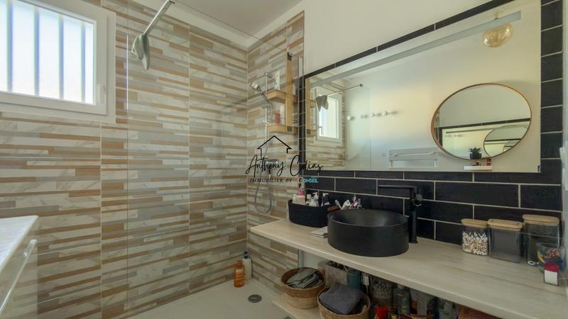 Maison - 84 m² - 3 pièces