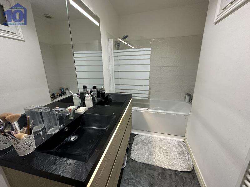 Appartement - 92 m² - 4 pièces