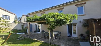 Maison - 170 m² - 8 pièces