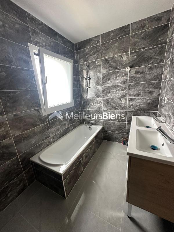Maison - 142 m² - 6 pièces