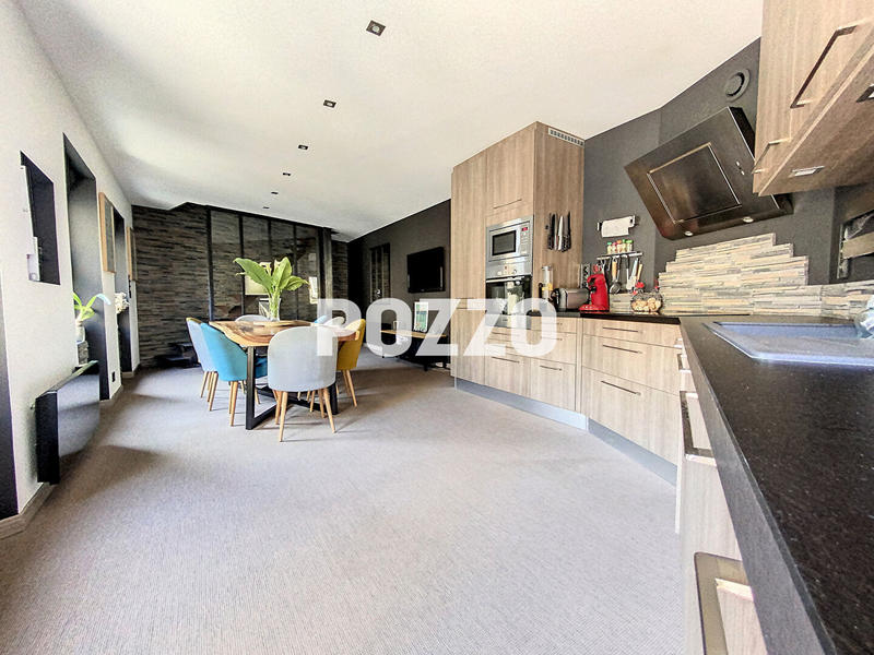 Maison - 138 m² - 5 pièces