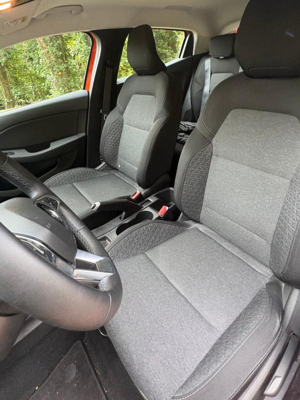 Renault Clio V E-Tech Hybrid Business 140