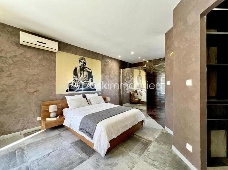 Villa - 120 m² - 4 pièces