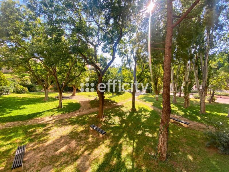 Appartement - 94 m² - 5 pièces