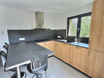 Maison - 112 m² - 6 pièces