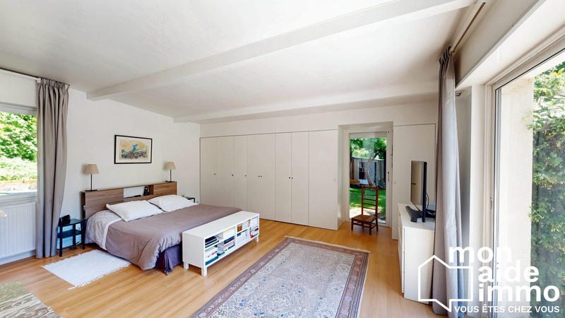 Maison ancienne - 275 m² - 7 pièces