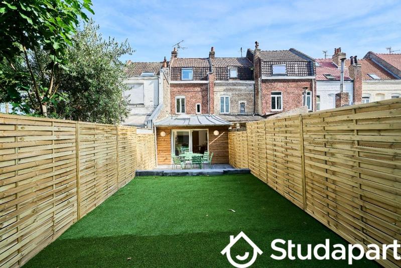 Chambre - 10 m² - 1 pièce