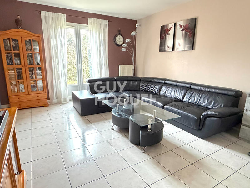 Maison - 95 m² - 5 pièces