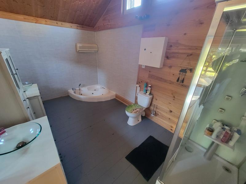 Villa - 252 m² - 11 pièces