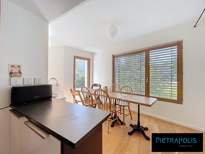 Appartement - 87 m² - 4 pièces