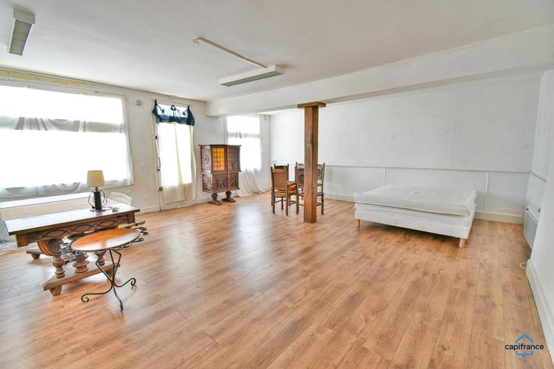 Maison de village - 280 m² - 7 pièces