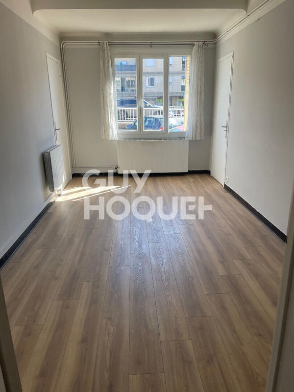 Local d'activité / Entrepôt - 70 m² - 3 pièces