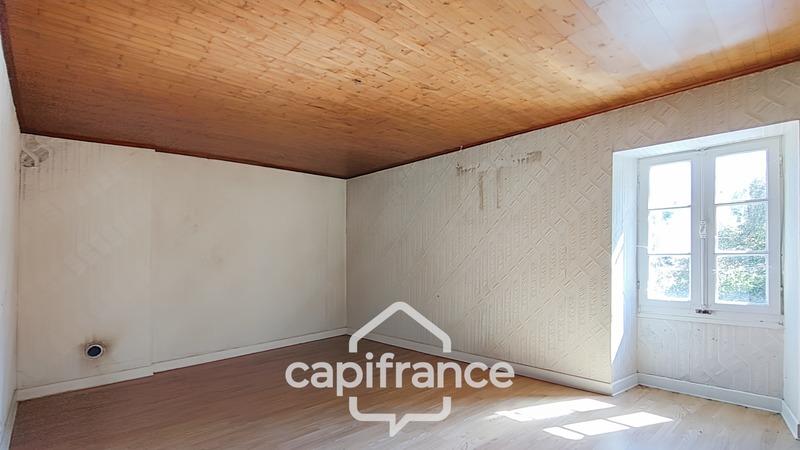 Maison - 335 m² - 20 pièces