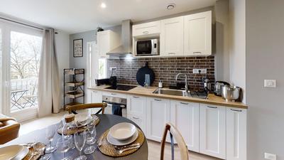 Appartement - 80 m² - 5 pièces