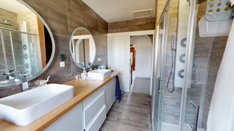 Maison - 135 m² - 4 pièces