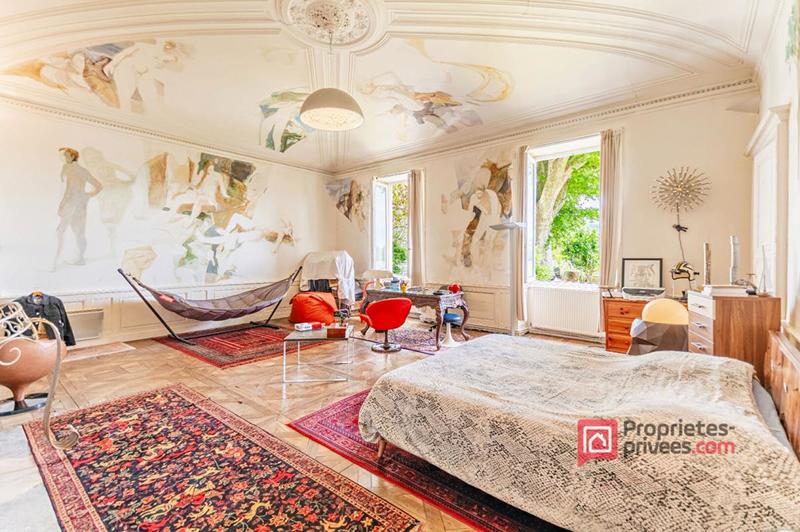 Loft - 135 m² - 3 pièces