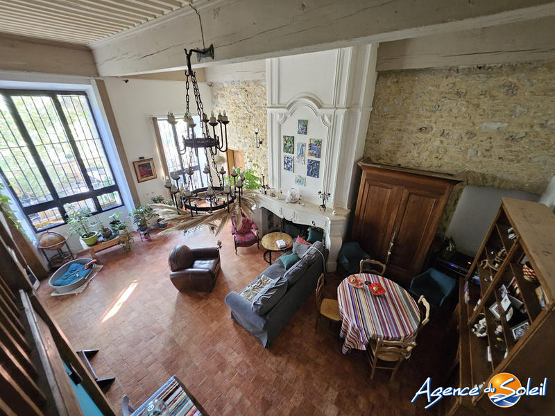 Château - 185 m² - 8 pièces