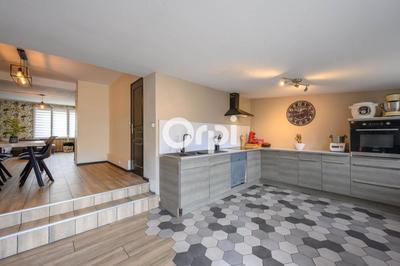 Maison - 118 m² - 6 pièces