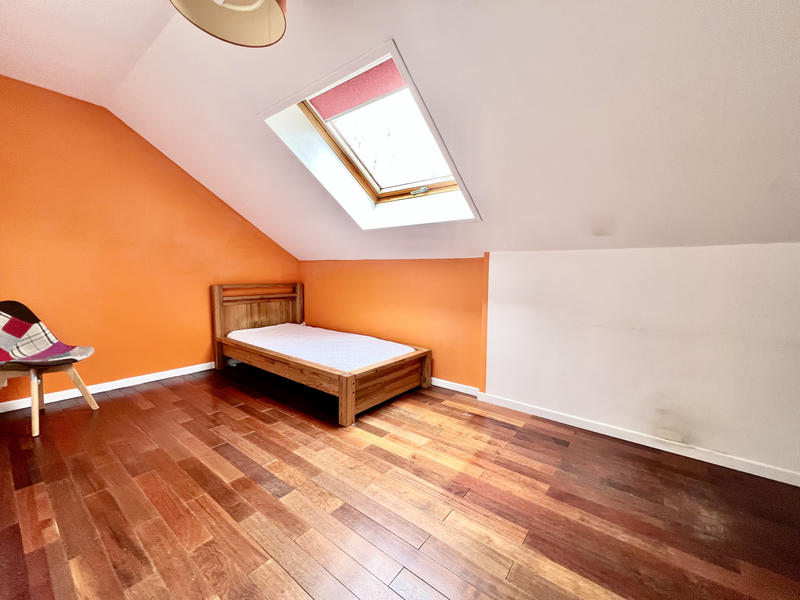 Maison - 89 m² - 5 pièces