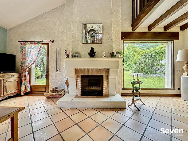 Maison - 158 m² - 6 pièces