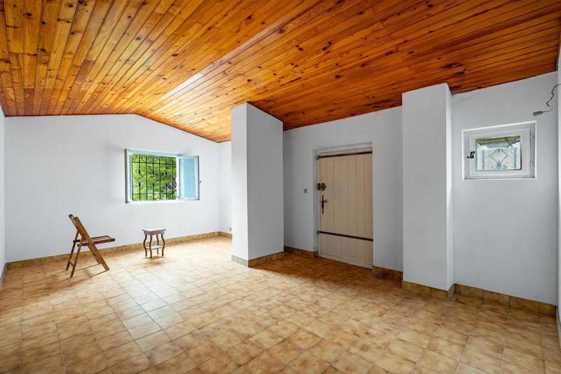 Maison - 200 m² - 6 pièces