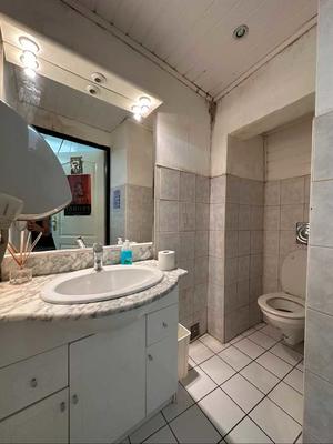 Local commercial - 58 m² - 3 pièces