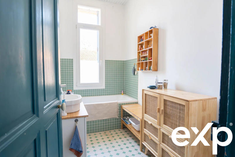 Maison - 191 m² - 8 pièces