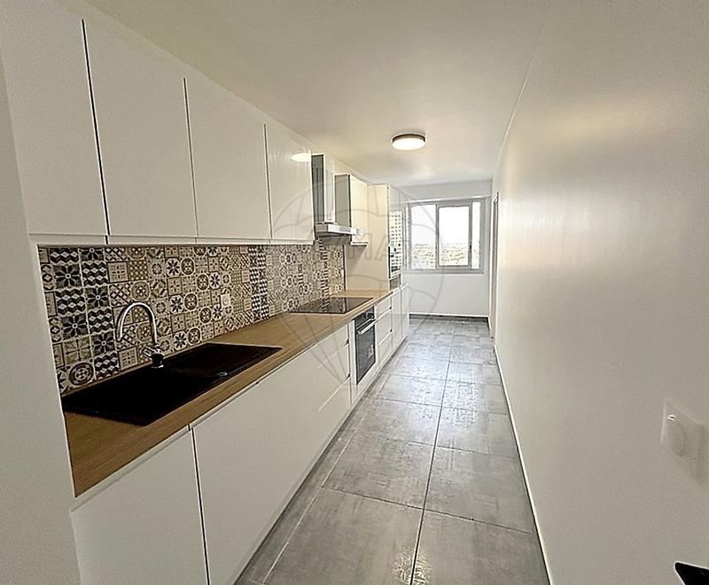 Appartement - 87 m² - 4 pièces