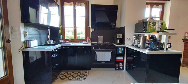 Maison - 185 m² - 6 pièces