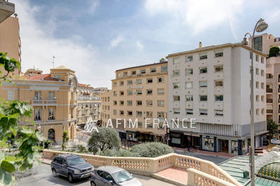 Appartement - 175 m² - 5 pièces