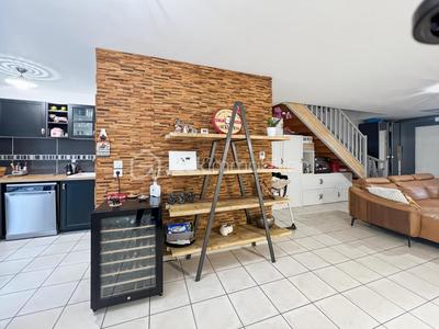 Pavillon - 80 m² - 4 pièces