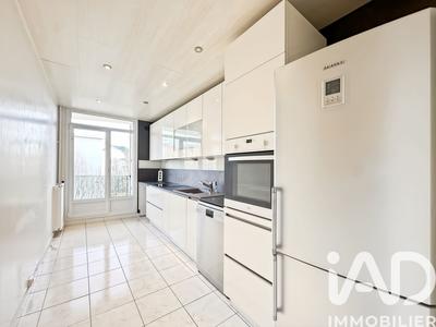 Appartement - 76 m² - 4 pièces